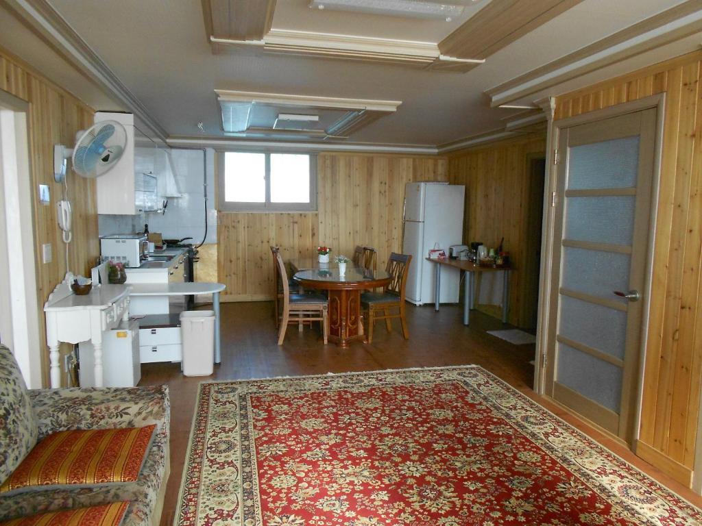 Elvis Bnb انشيون الغرفة الصورة
